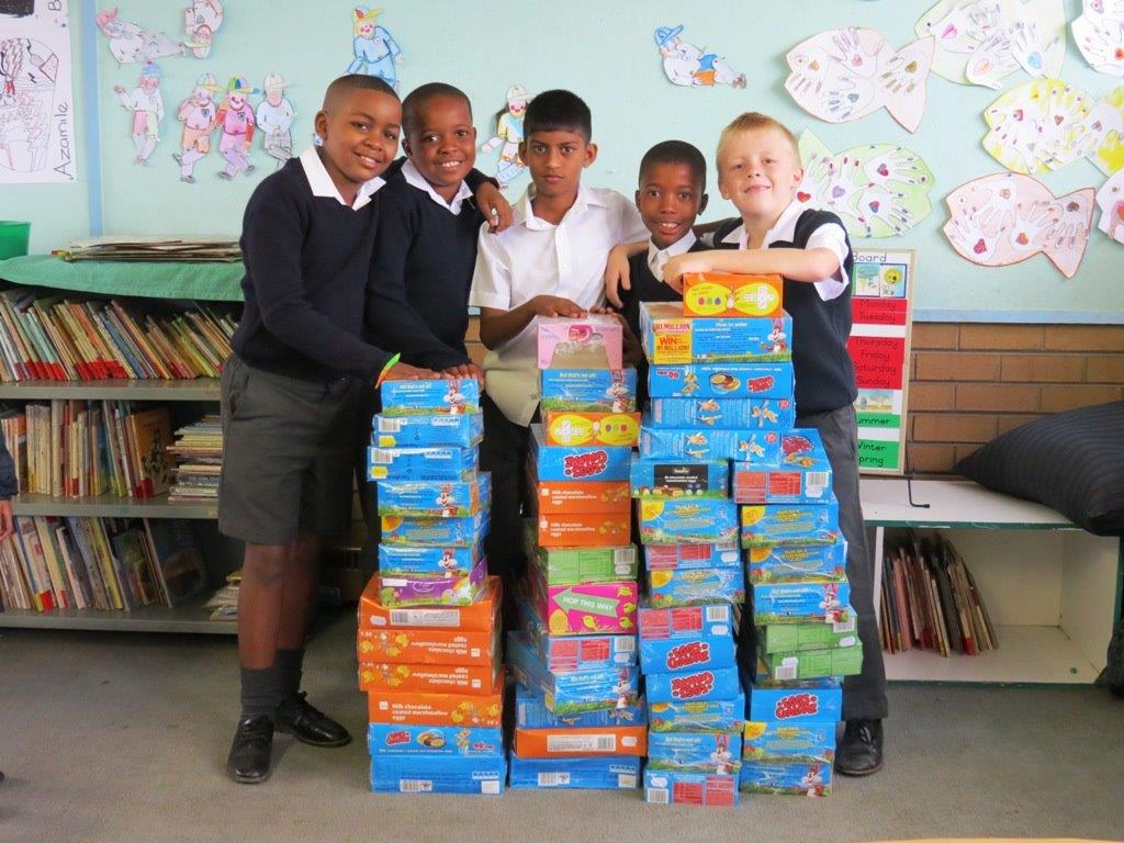 Congratulations to all the Lantern learners who brought Easter eggs! An all time record of 2425 eggs were collected! The RCL and Leaders of Lantern School went to Klein Helderkruin for senior citizens in Wilropark and handed out eggs. The folk were very happy. The rest of the eggs were to be donated to Dorcas Soup Kitchen in Florida, Gateway Village, St Laurens Childrens home and soup kitchen.